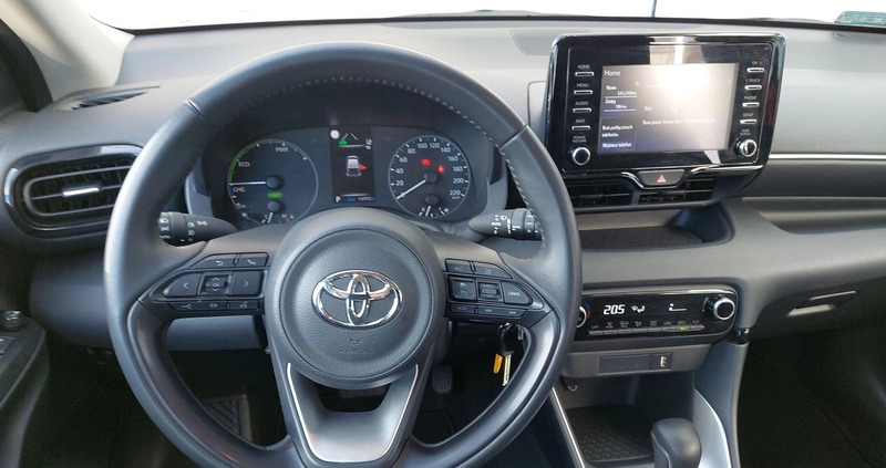 Toyota Yaris cena 88900 przebieg: 14993, rok produkcji 2022 z Krosno małe 254